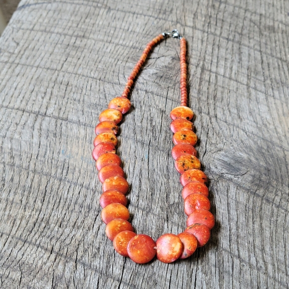 Red Beaded Necklace - Picture 2 of 3